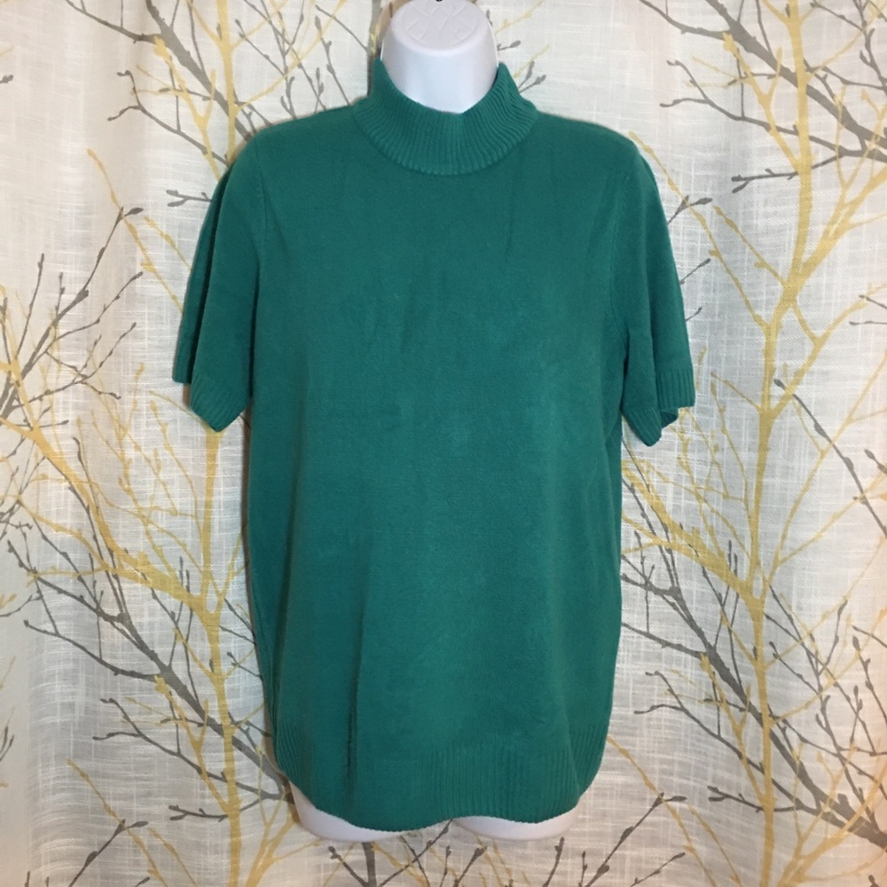 Vintage Tog Shop Short-sleeved Turtleneck Sweater